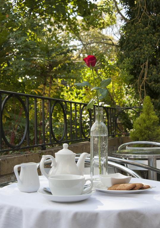 Hilbury Court Hotel Trowbridge Eksteriør billede